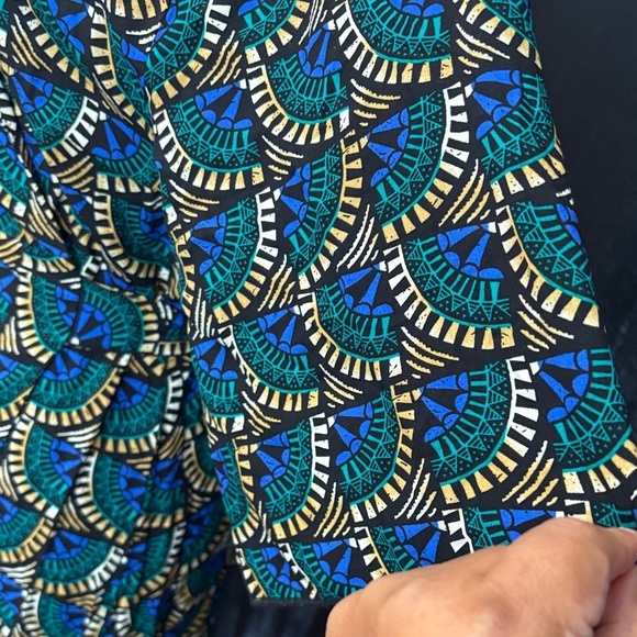 Chic Teal Patterned Long Sleeve Dress - Picture 4 of 8